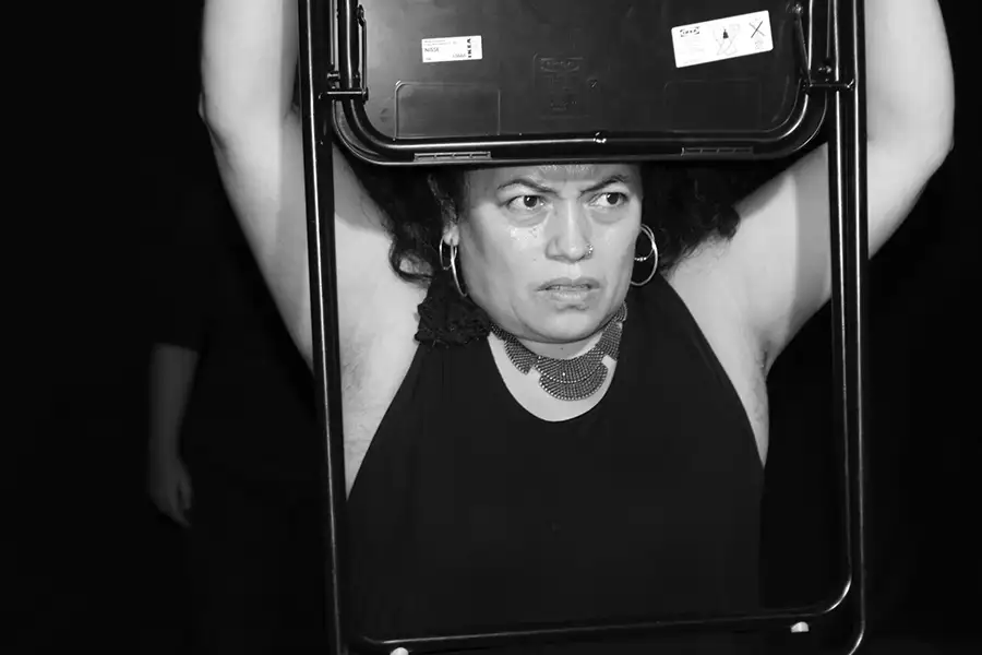 Obra de Teatro «Las Latinas Son» Obra de Teatro «Las Latinas Son»